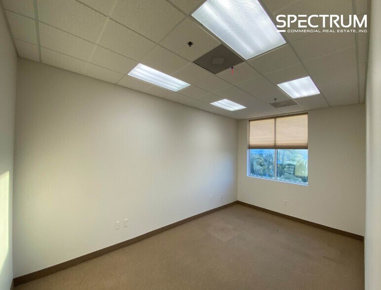 More Photos Of 28368 Constellation Rd, Valencia Research And Development For Lease