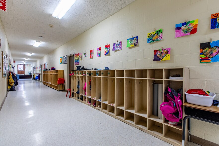 More Photos Of 974 Skyline Dr SW, Rochester Religious Facility For Lease