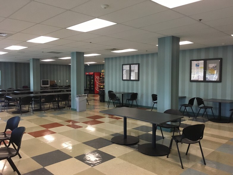 More Photos Of 4701 Stoddard Rd, Modesto Office For Lease