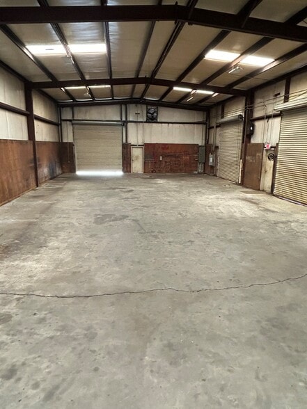 More Photos Of 1360 Greensboro Hwy, Watkinsville Warehouse For Lease