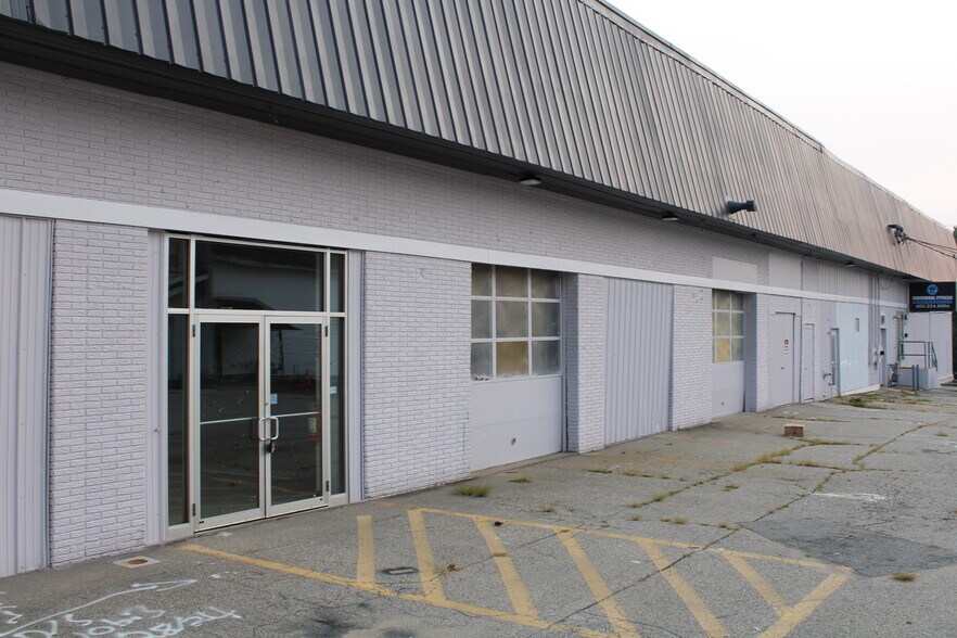 More Photos Of 80 S Main St, Concord Freestanding For Lease