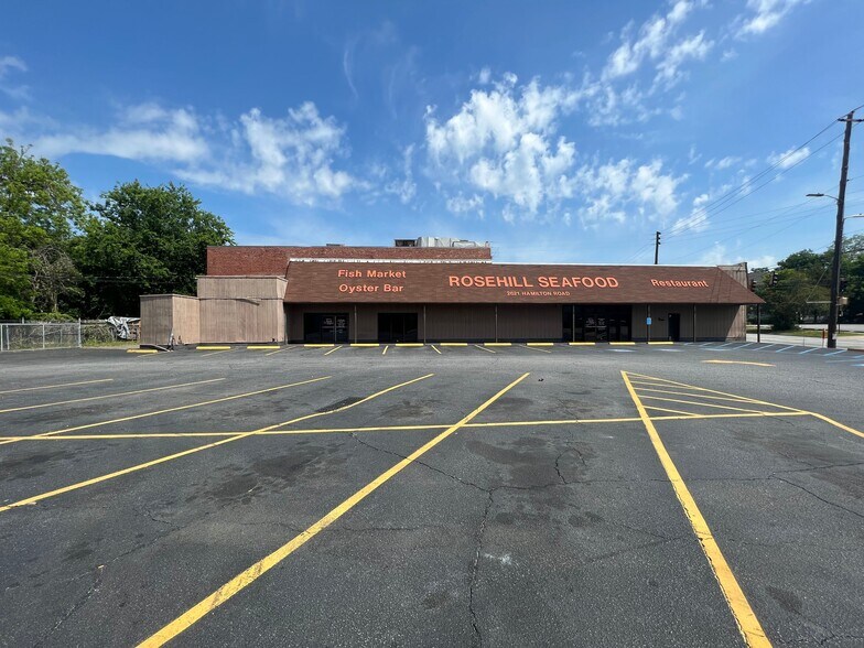 More Photos Of 2621 Hamilton Rd, Columbus Restaurant For Sale