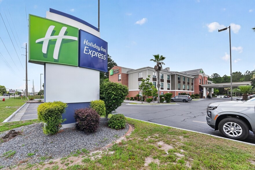 More Photos Of 1388 E Oglethorpe Hwy, Hinesville Hotel For Sale