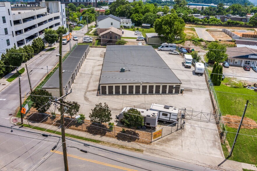 More Photos Of 500 W Manning St, Chattanooga Self Storage For Sale