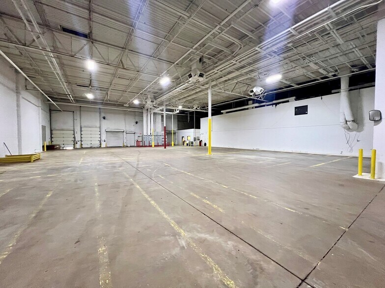 More Photos Of 3638-4000 Dan Morton Dr, Dallas Food Processing For Lease
