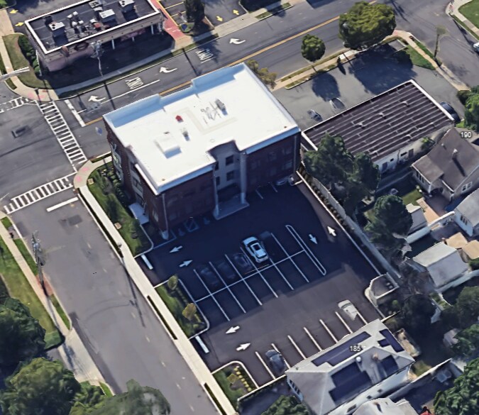 More Photos Of 530 Chestnut St, Union Township Office Residential For Lease