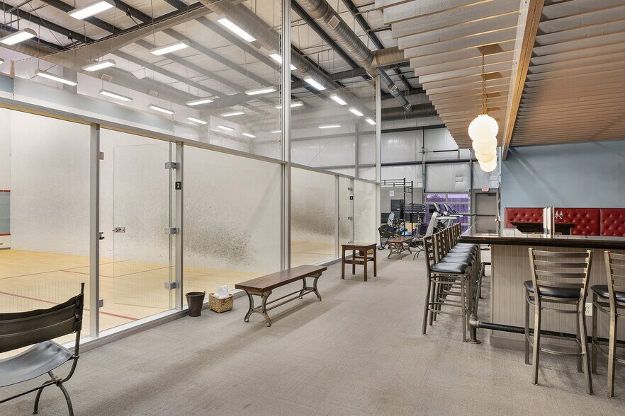 More Photos Of 2145 Chestnut St, Chattanooga Specialty For Lease