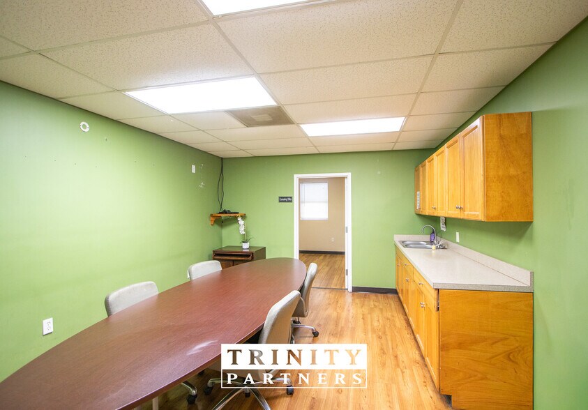 More Photos Of 110 Atrium Way, Columbia Medical For Sale