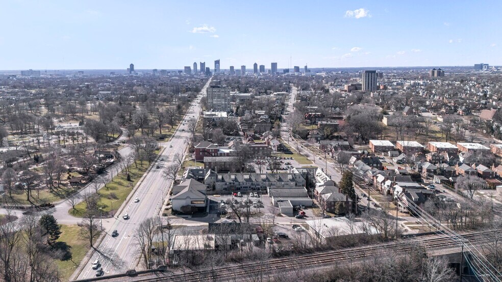 More Photos Of 1824 E Broad St, Columbus Office Residential For Lease