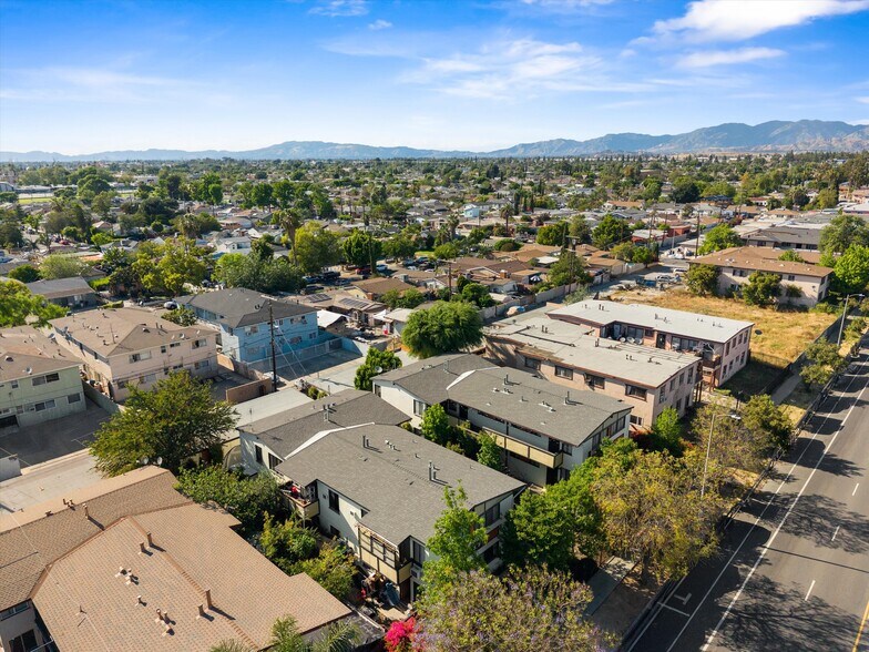 More Photos Of 7253-7257 Vineland Ave, Sun Valley Apartments For Sale