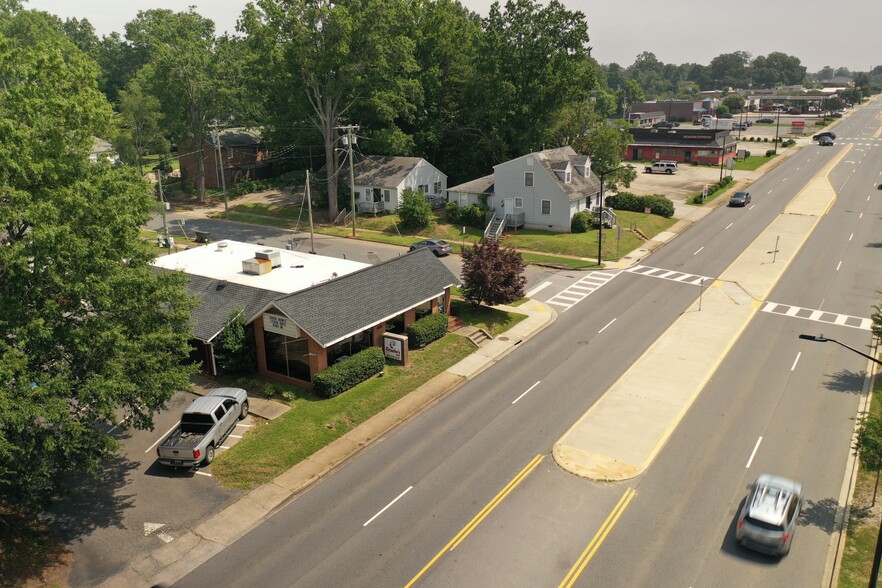 Primary Photo Of 221 Cherry Rd, Rock Hill Restaurant For Lease