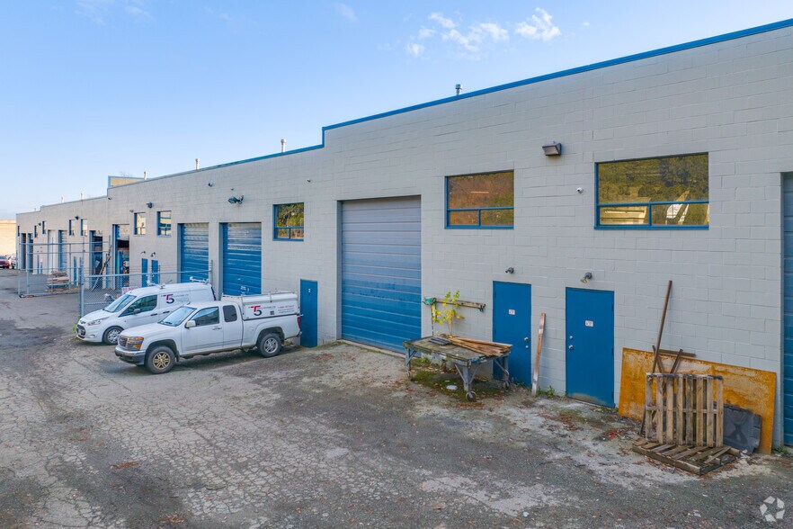 More Photos Of 19257 Enterprise Way, Surrey Light Distribution For Lease