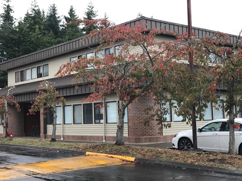 More Photos Of 911 Hildebrand Ln NE, Bainbridge Island Office For Lease