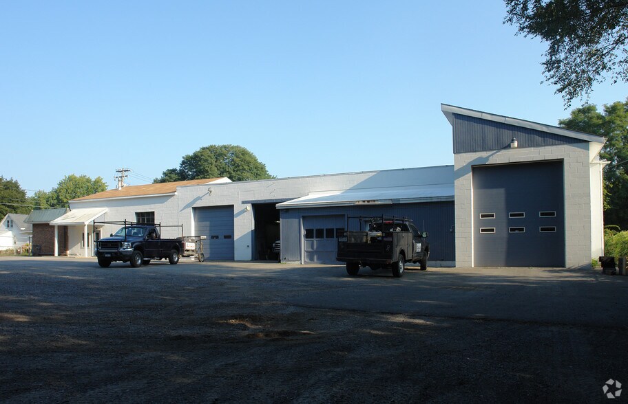 Primary Photo Of 2323 Second Ave, Schenectady Warehouse For Sale