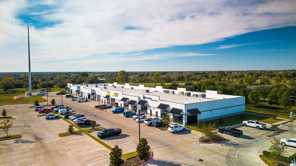 More Photos Of 6520 S FM 359 Rd, Fulshear Unknown For Lease