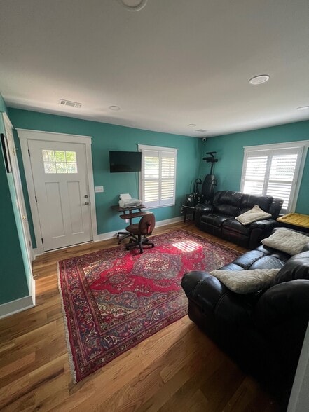 More Photos Of 929 W Old Hickory Blvd, Madison Office For Lease
