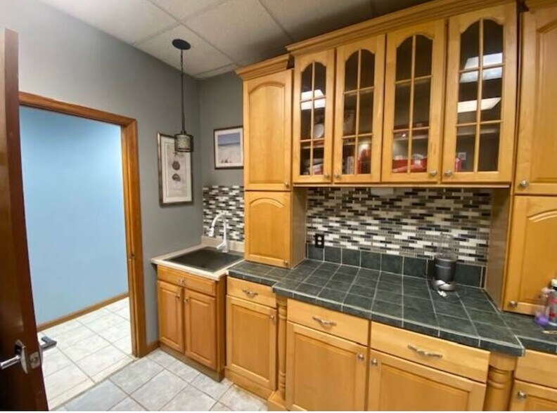 More Photos Of 487 Wright Debow Rd, Jackson Flex For Sale