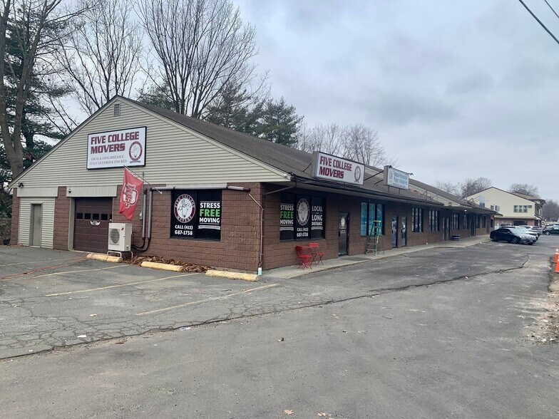 Primary Photo Of 141 Damon Rd, Northampton Storefront For Lease