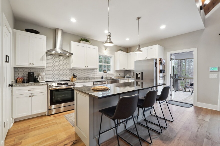 More Photos Of 1300 Preacher Campbell Rd, Clarkesville Multifamily For Sale