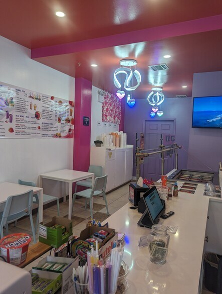 More Photos Of 3237 Junction Blvd, East Elmhurst Storefront Retail Residential For Lease