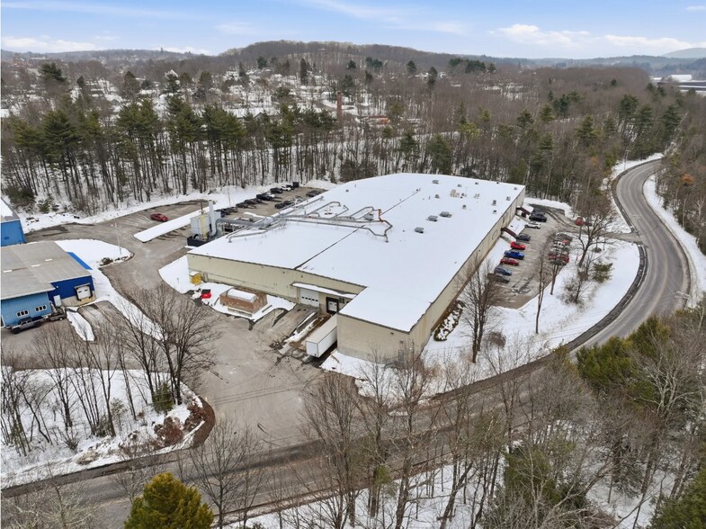 More Photos Of 164 Fredette St, Gardner Manufacturing For Lease