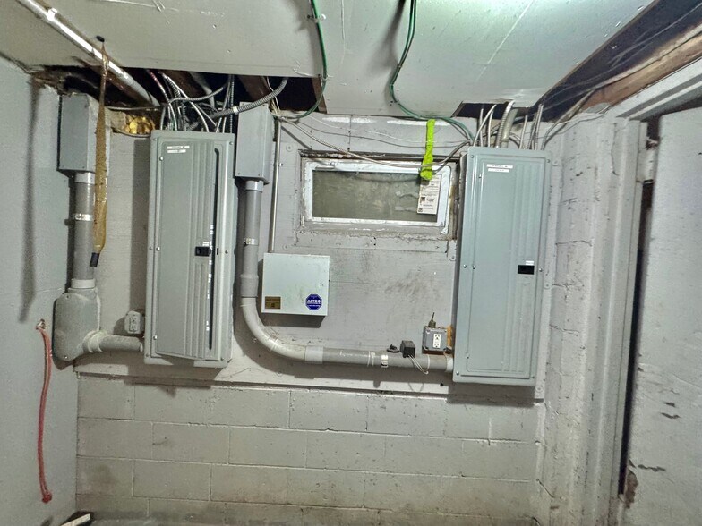 More Photos Of 232-236 Broadway, Amityville Storefront Retail Residential For Sale