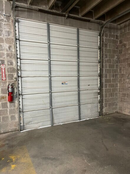 More Photos Of 6301 Choctaw Dr, Baton Rouge Warehouse For Sale