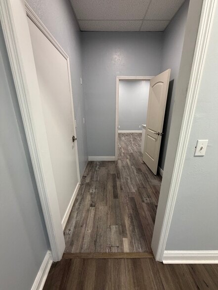 More Photos Of 17030 Alico Commerce Ct, Fort Myers Warehouse For Sale