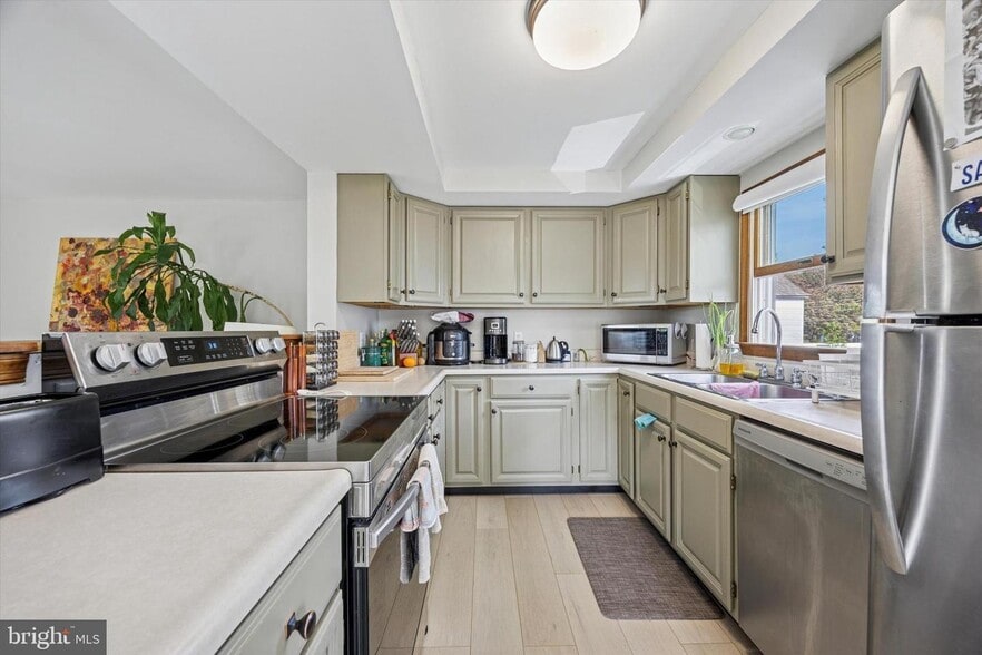 More Photos Of 413 N Pine St, Langhorne Apartments For Sale