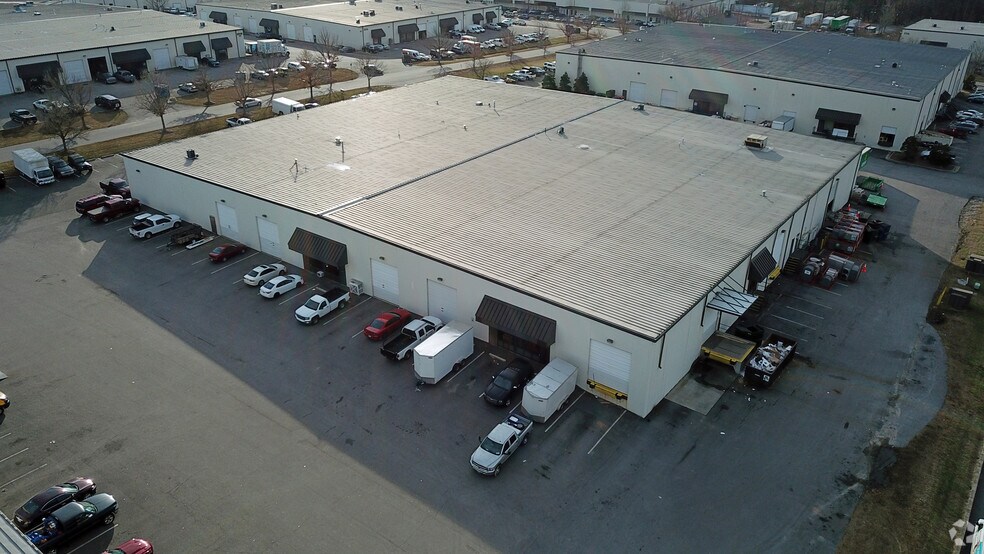 More Photos Of 3209 Wellington Ct, Raleigh Warehouse For Lease