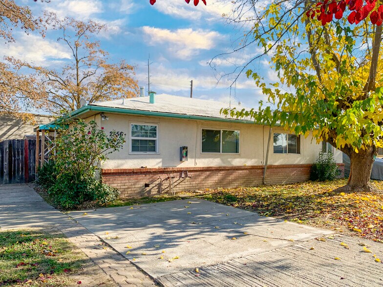 Primary Photo Of 2512 28th Ave, Sacramento Apartments For Sale