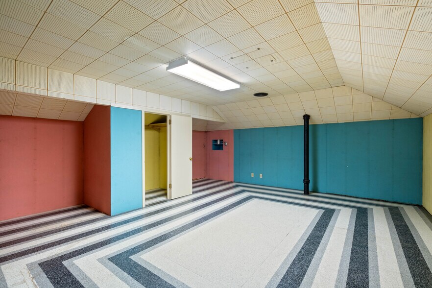 More Photos Of 1209 E 5th St, Superior Multifamily For Sale