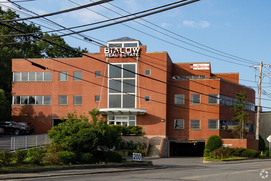More Photos Of 200 Highland Ave, Needham Office For Lease