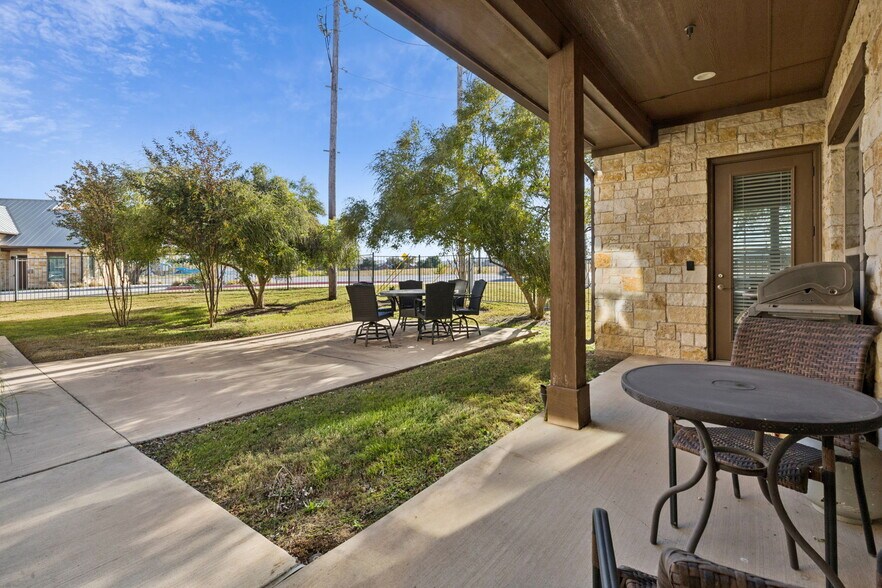 More Photos Of 361 W Byron Nelson Blvd, Roanoke Office For Lease