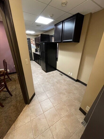 More Photos Of 11 W Franklin St, Liberty Storefront Retail Office For Sale