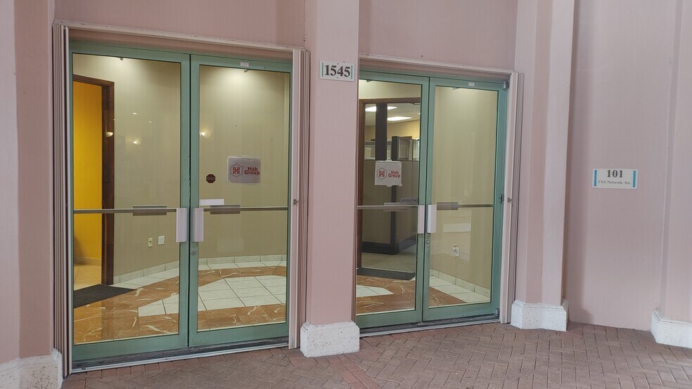 More Photos Of 1545 N Park Dr, Weston Office For Sale