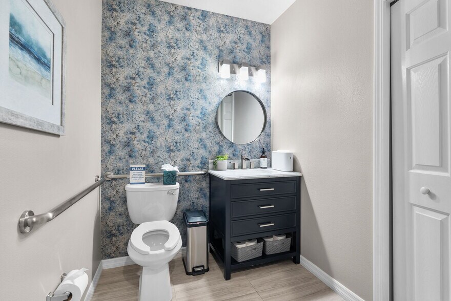 More Photos Of 8473 W Linebaugh Ave, Tampa Office For Lease