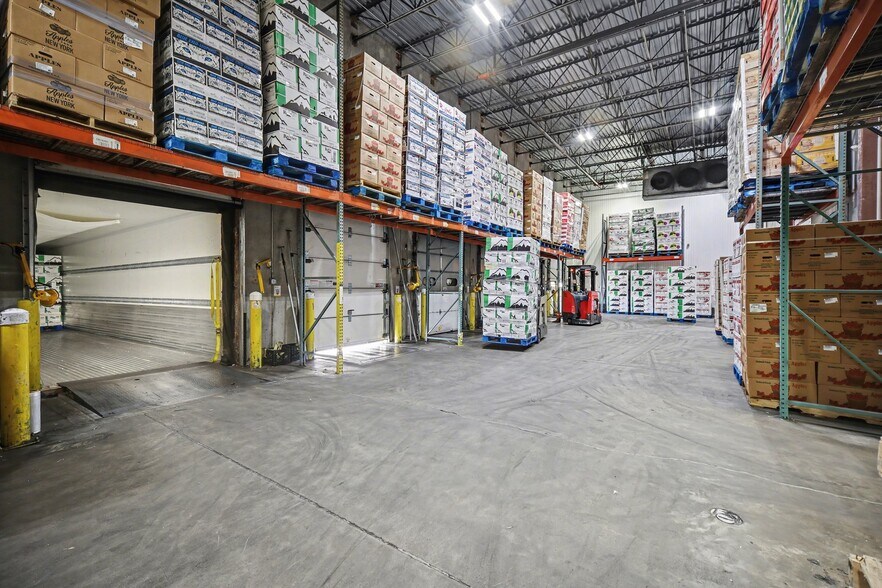 More Photos Of 10810 Withers Cove Park Dr, Charlotte Warehouse For Lease