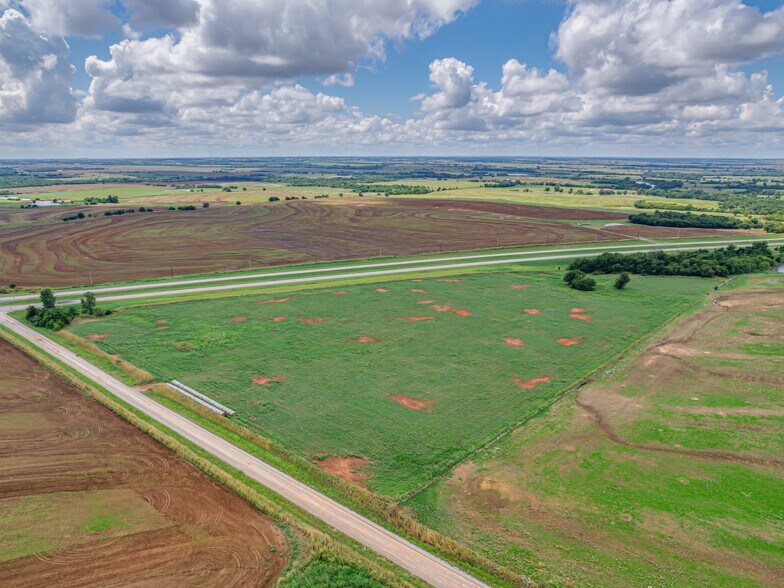 More Photos Of Northwest Expy, Yukon Land For Sale
