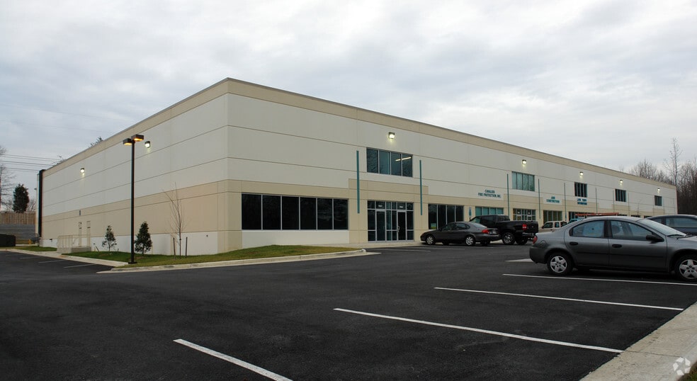 More Photos Of 17857-17889 Fraley Blvd, Dumfries Research And Development For Sale