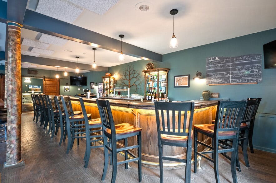 More Photos Of 181 E Brown St, Blairsville Restaurant For Sale