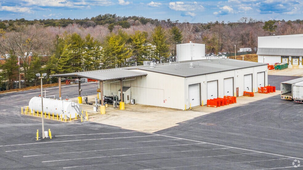 More Photos Of 8024 Telegraph Rd, Severn Industrial For Lease