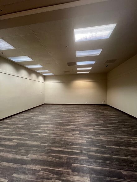 More Photos Of 1543 Pacific Ave, Santa Cruz Storefront Retail Office For Lease