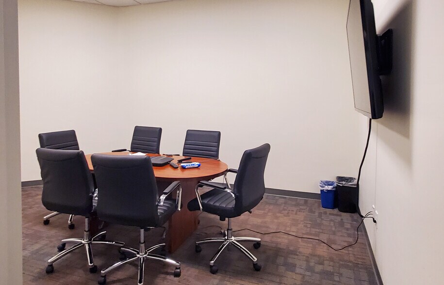 More Photos Of 2811 Airpark Rd, Santa Maria Office Residential For Sale