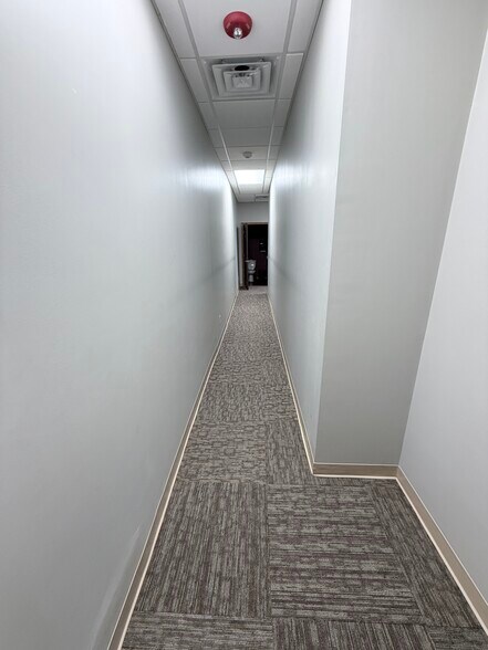 More Photos Of 429 13th St, Franklin Storefront Retail Office For Sale