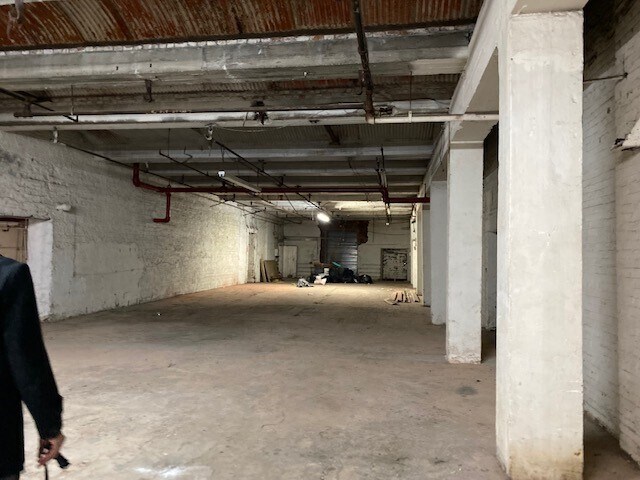 More Photos Of 425 Devoe Ave, Bronx Warehouse For Sale