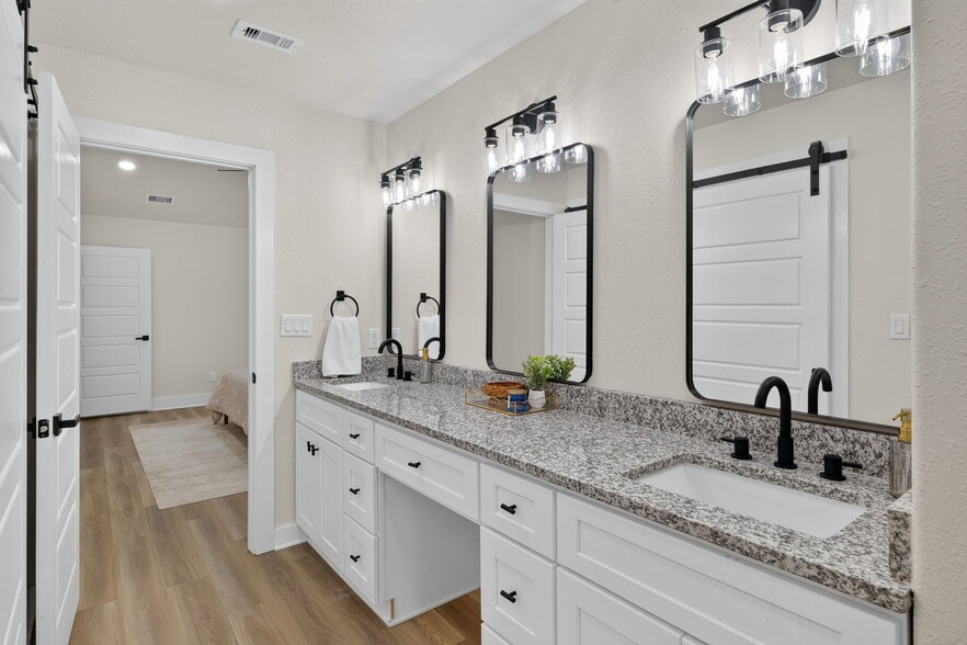More Photos Of 13981 Ports O Call Dr, Corpus Christi Multifamily For Sale