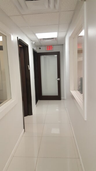 More Photos Of 3030-3050 NW 82nd Ave, Miami Showroom For Sale