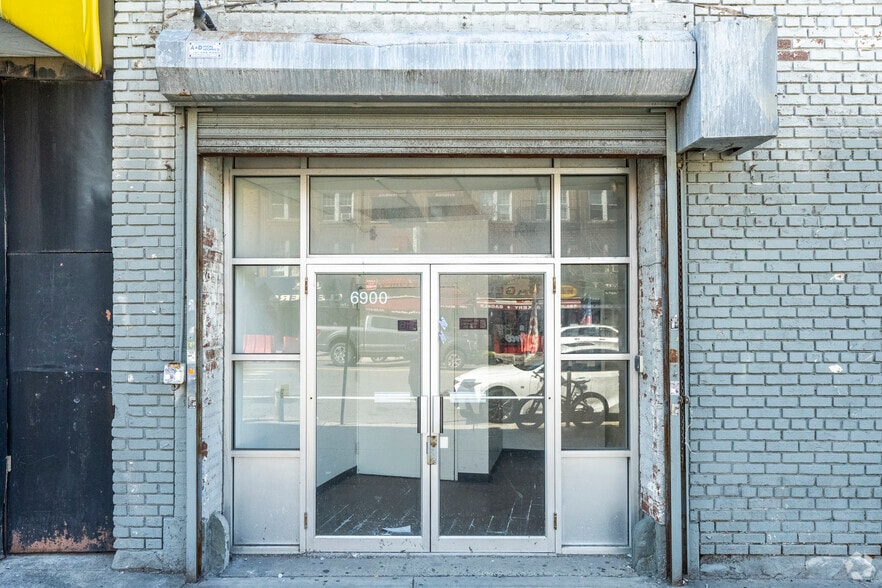 More Photos Of 6900 4th Ave, Brooklyn Drugstore For Lease