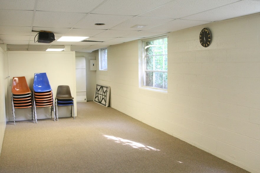 More Photos Of 10909 Chippewa Rd, Brecksville Religious Facility For Sale